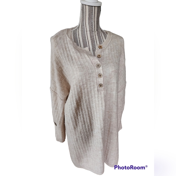 2/$30 Free People Longline Lightweight Sweater Pullover - Picture 3 of 4